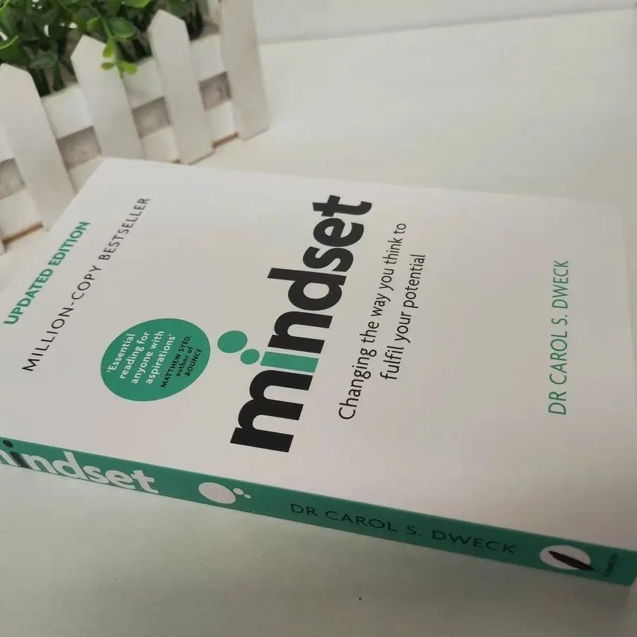New Mindset Updated Edition By Dr Carol S. Dweck изменяет ваш потенциал в книге на английском языке