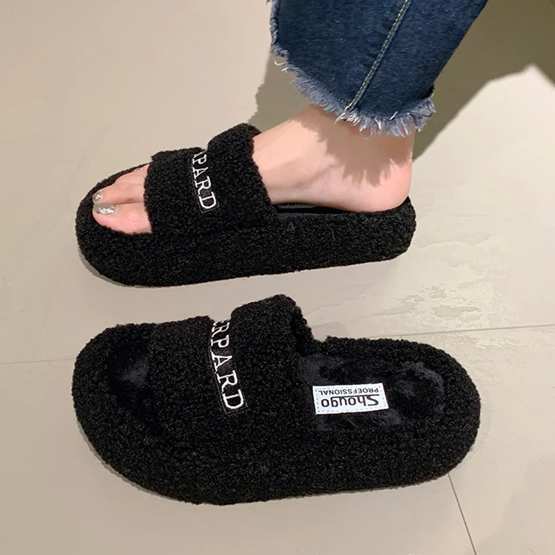 

Female Shoes Slippers Flat Fur Flip Flops Slides Low Fashion 2023 Plush Rubber Luxury Rome Basic PU Fabric Cotton Slippers Casua