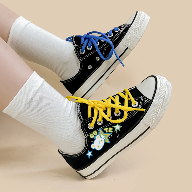 Кроссовки женские холщовые аниме Мультяшные с низким верхом на плоской подошве