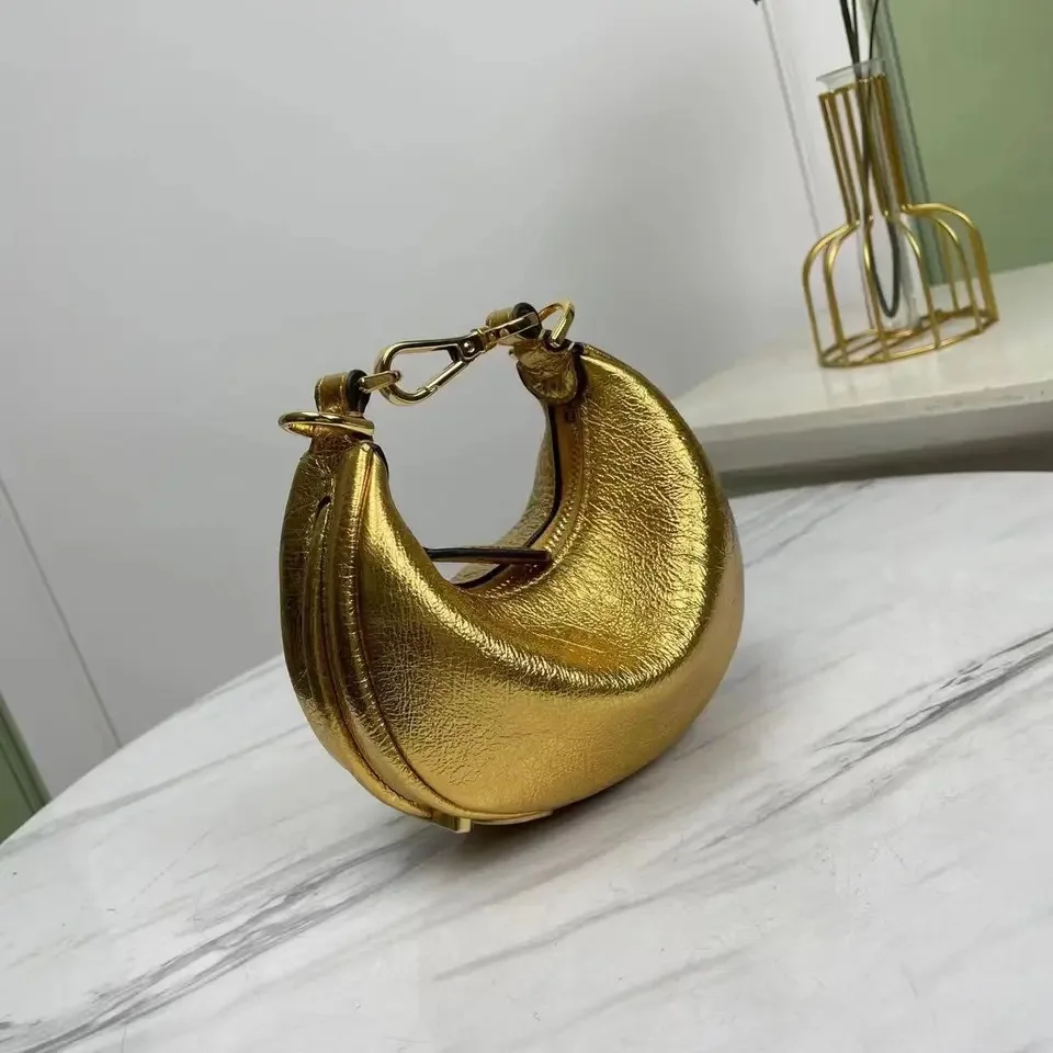 

Women's Cow Leather Letter Crescent Chain Shoulder Bag Real Skin Lady Casual Crossbody Mini Moon Handbag For Girls Party