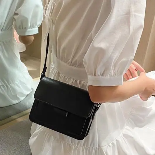 Summer Travel Bag Fashion Brand Women Small Crossbody Bag Lightweight PU Leather Messenger Bag Flap Handbag Purse