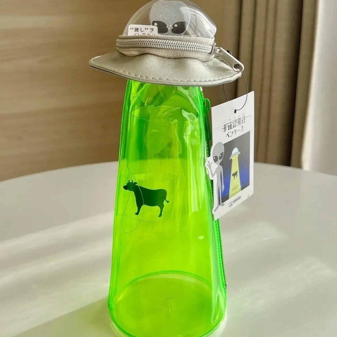 

MINISO Японский прозрачный пластиковый пенал