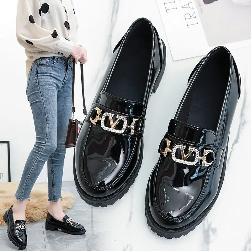 

2022 How Selling Winter Women Low Heels slip on loafers Comfortable Winter Women Casual Shoes plus size 40