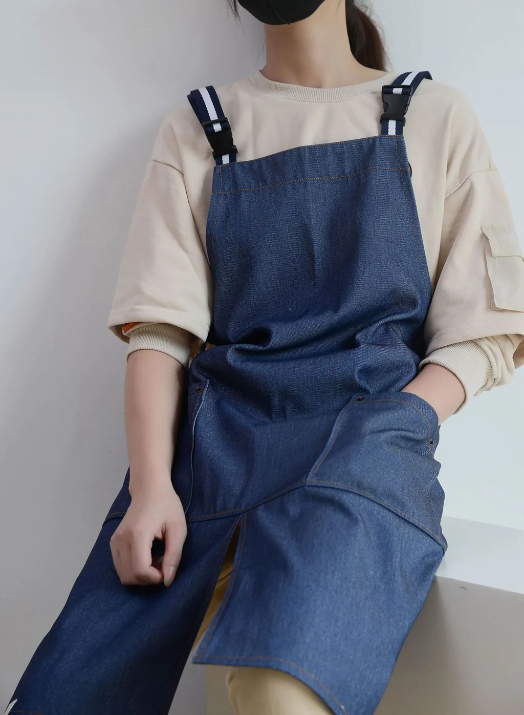 

Thick Denim Apron with Pocket Antifouling Aprons Unisex Women Men Hair stylist Barista coffee shop Aprons Kitchen Cooking Apron