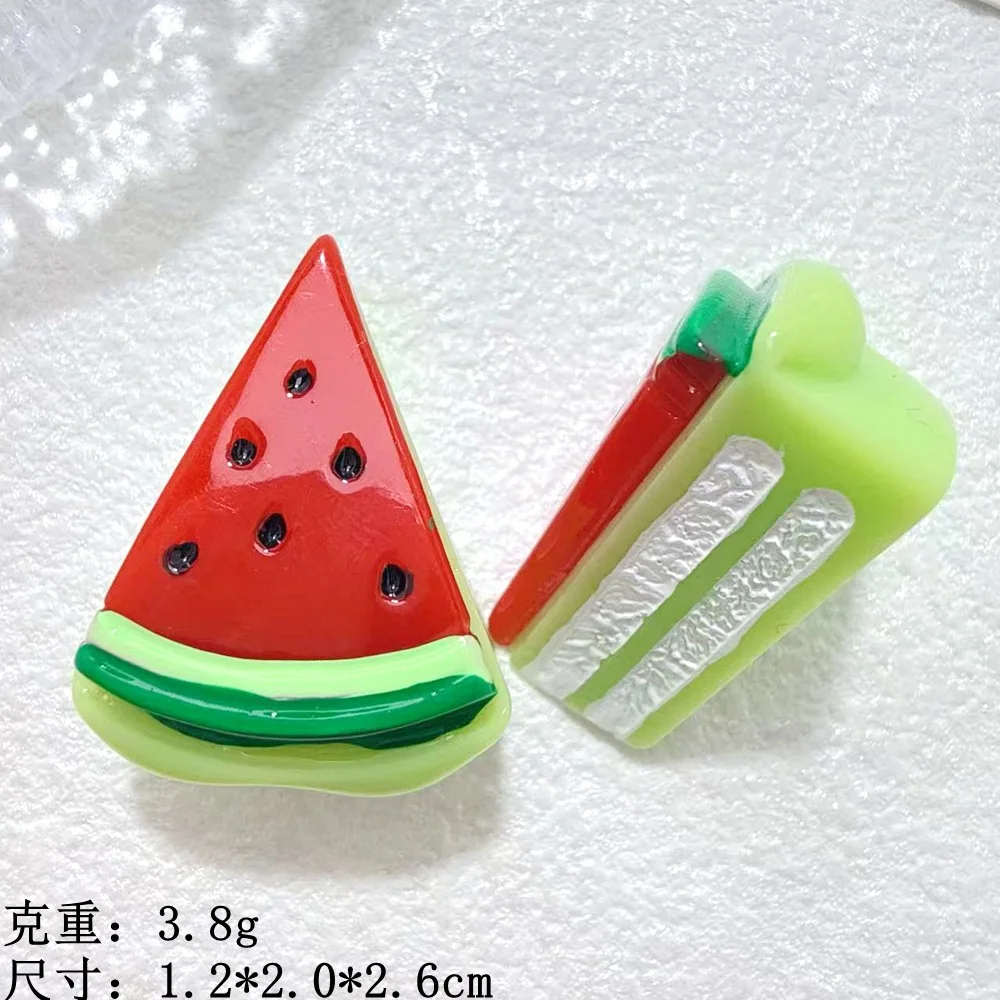 

Миниатюрный кремowy торт из смолы, подвеска