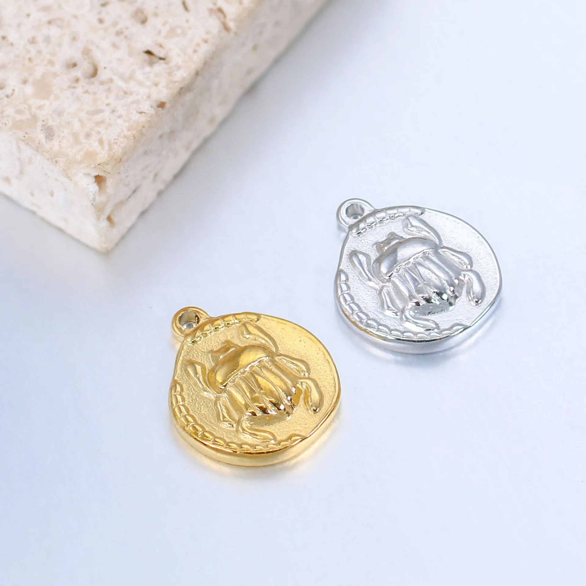 3Pcs/Lot Scarab Beetle Pendant DIY Choker Necklace Bracelet   Findings Stainless Steel Charm Jewelry Making Accessories Supply