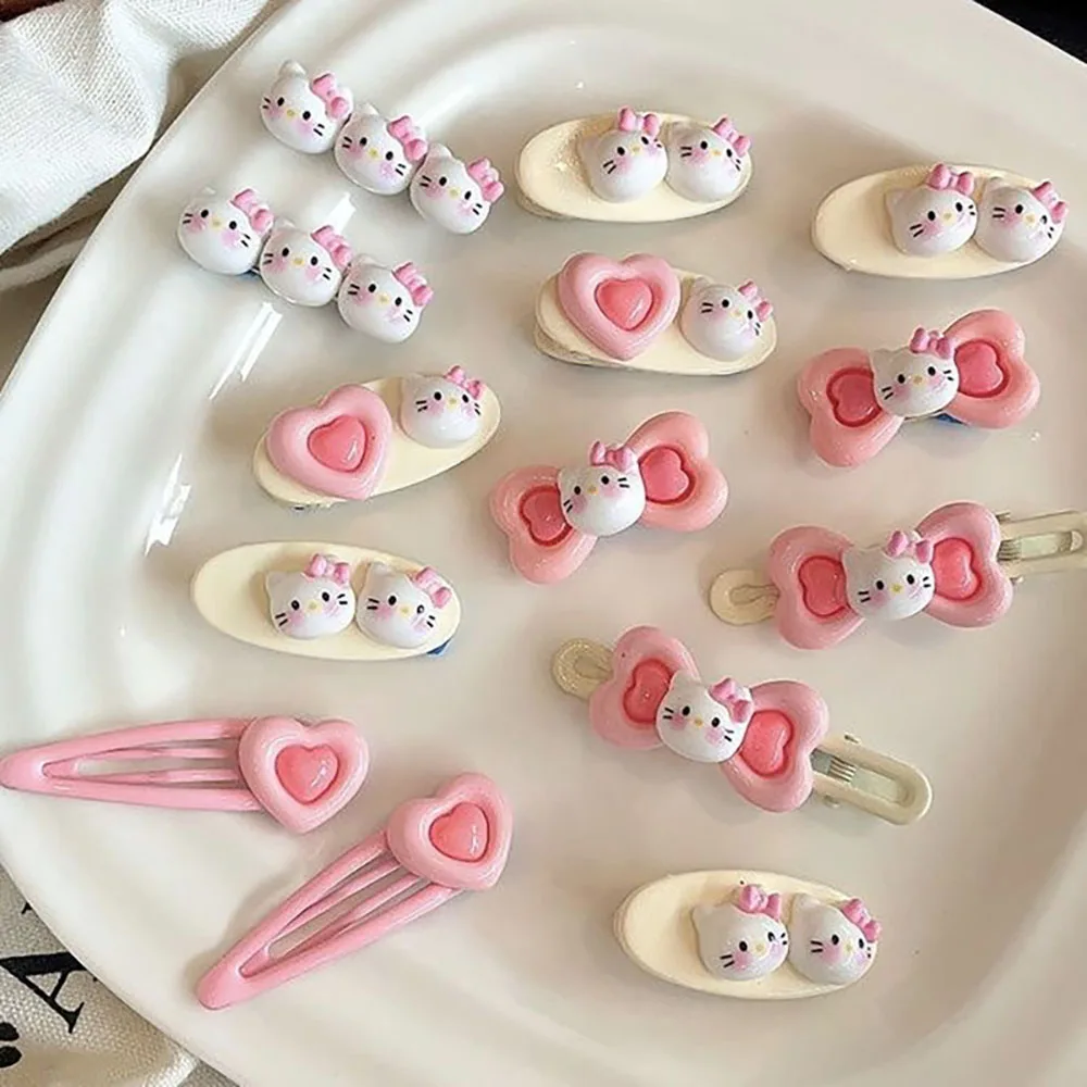 

Заколка для волос Kawaii из аниме «Hello Kitty», мультяшная Милая боковая заколка в форме сердца для девочки с челкой, заколка в академическом стиле, аксессуары для волос Kt