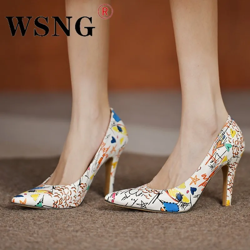 

2022 Summer Graffiti Design Melange Stilettos Fashion Sexy Pointed High Heels Professional Work Shoes Party Stilettos