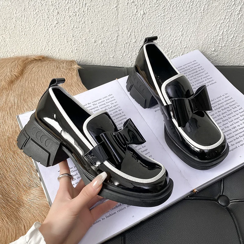 

Ladies Leather Platform Shoes 2022 New Bow Mary Janes British Style Fashion Chunky Shoes Patent Square Toe Casual Vacation Shoes