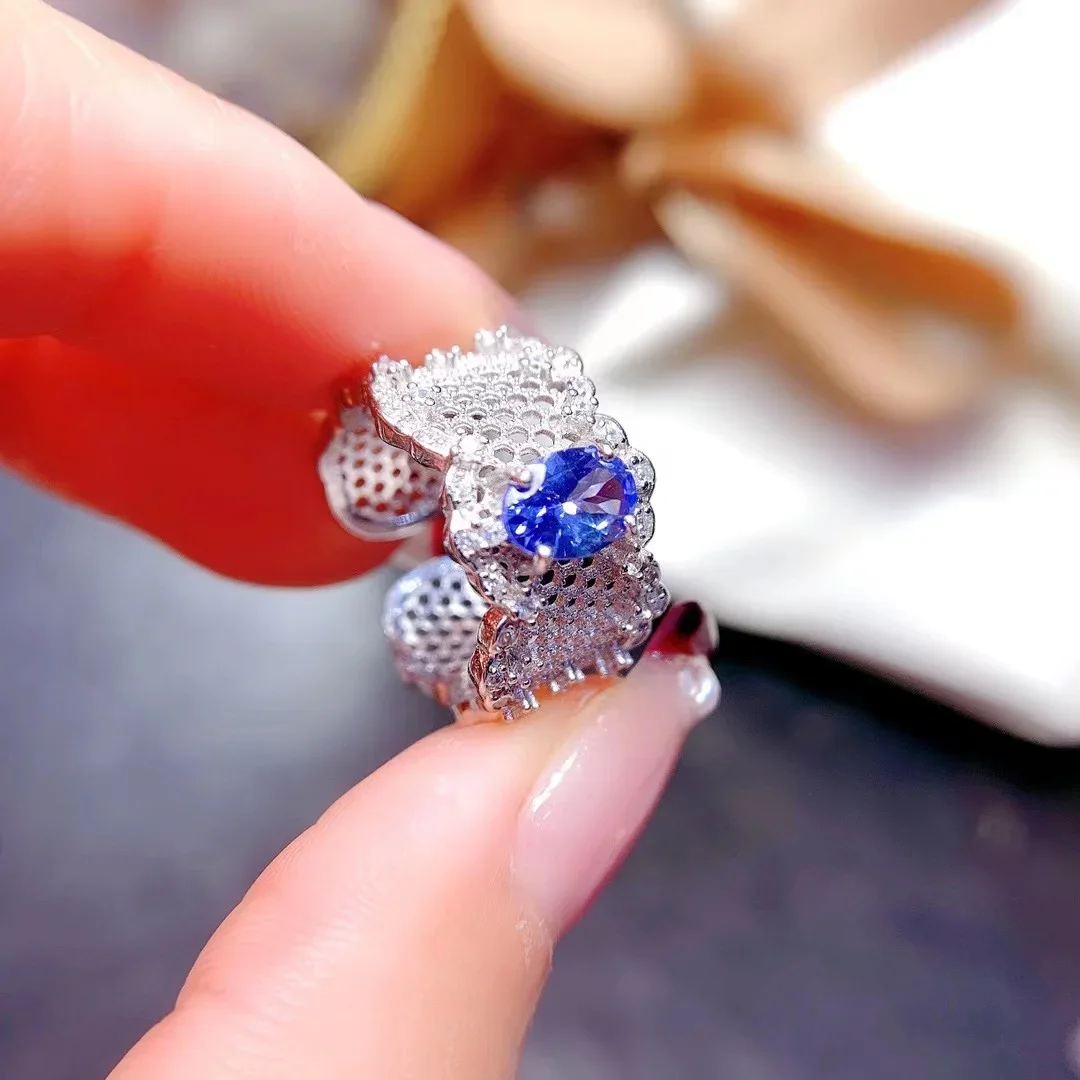 Классическое кольцо с натуральным танзанитом в этническом стиле серебро 925