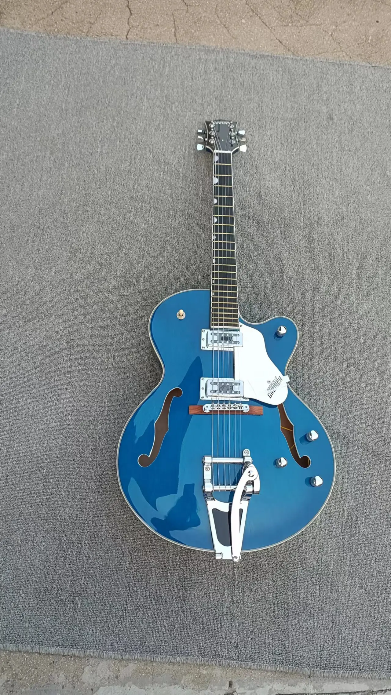 

G6120s Brian setzes signature electric guitar, transparent blue, I-shaped pickup, white, real factory pictures, can be modified