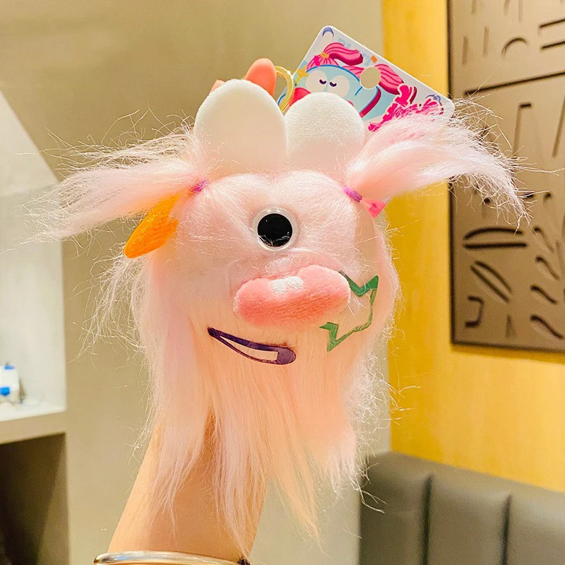 Брелок для ключей в виде куклы из плюша с длинными волосами