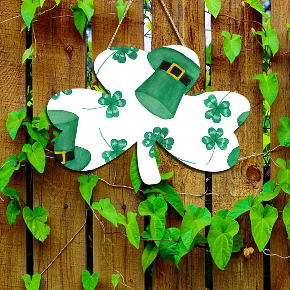 

St. Patrick's Day Decoration Pendant Poplar Board Clover Wall Hanging Sign Irish Festival Green Rope Hat Hanging Sign Pendants