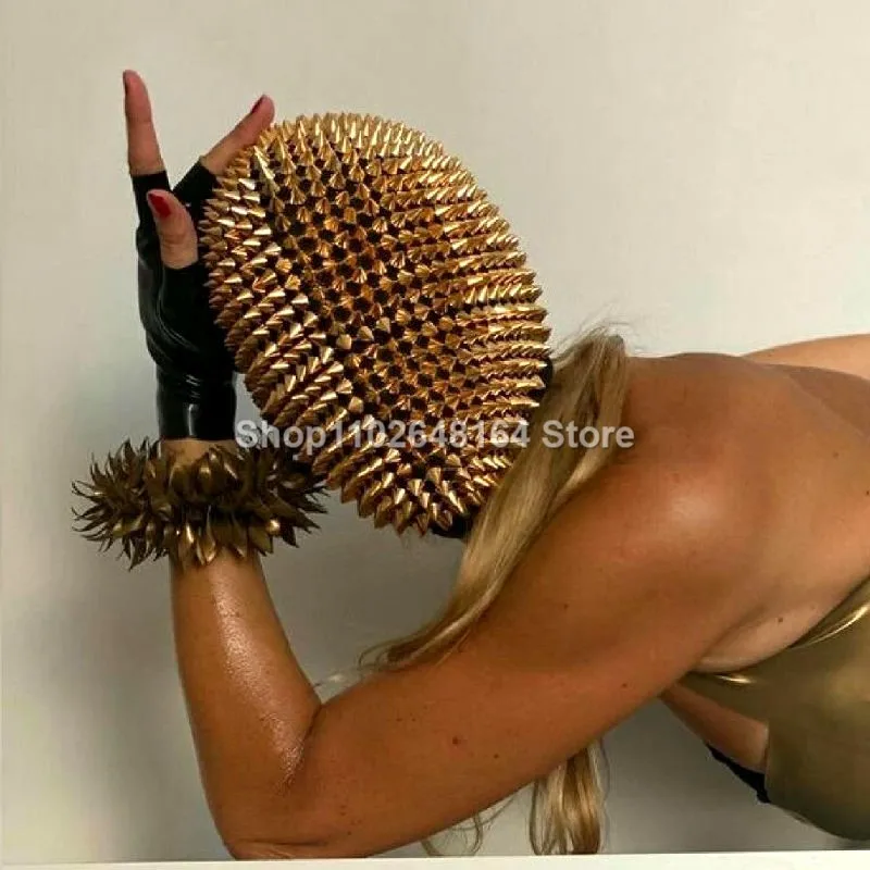 Рисунок 2 - Аксессуары для ночного клуба