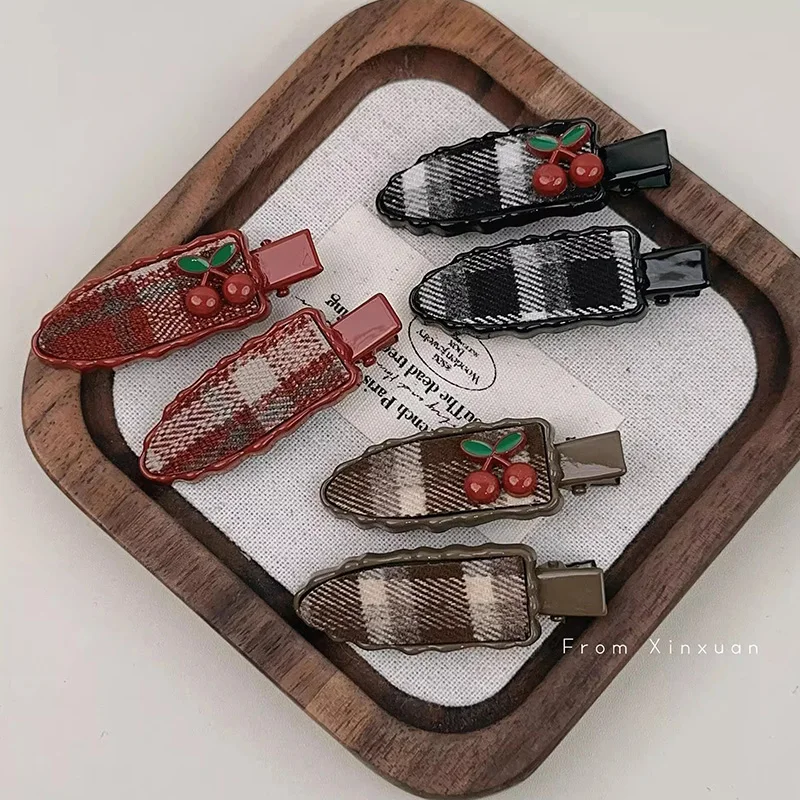 Заколка для волос в клетку Cherry Flat No Crease женщин и девочек милое украшение боковая