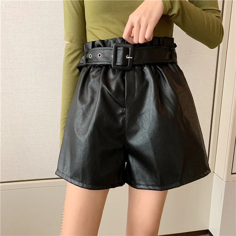 

Women PU Leather Shorts Black Pleated Waist Adjustable Belt Basic Solid Color Loose Hem Pant 2022 New