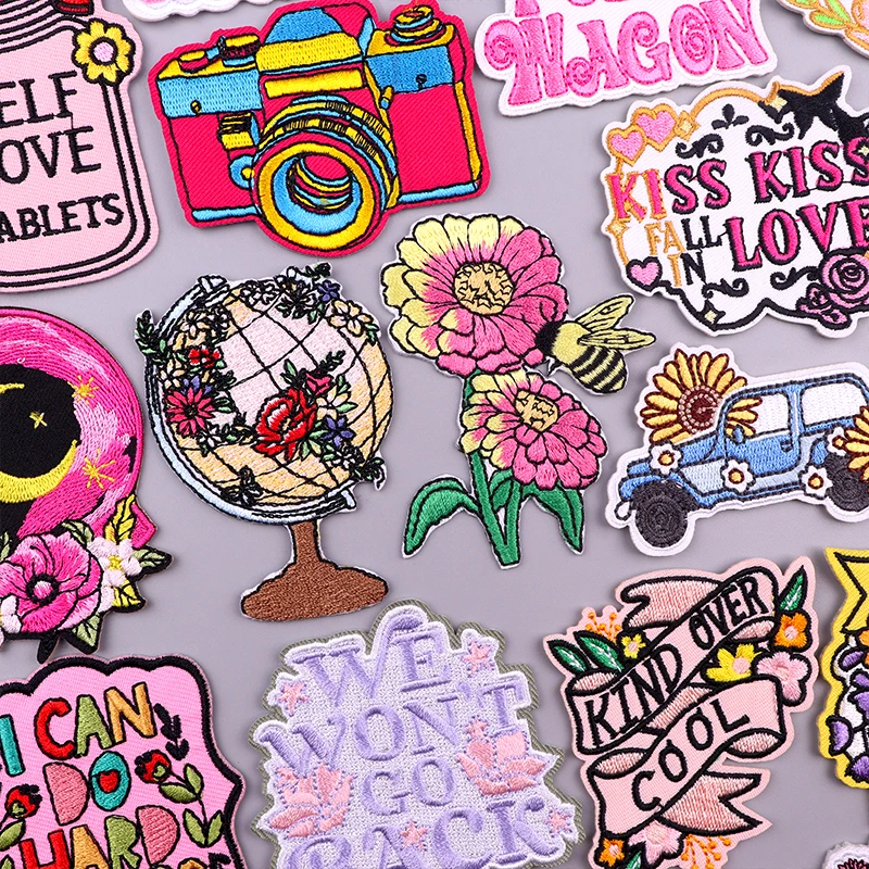 Термоклейкие нашивки для одежды