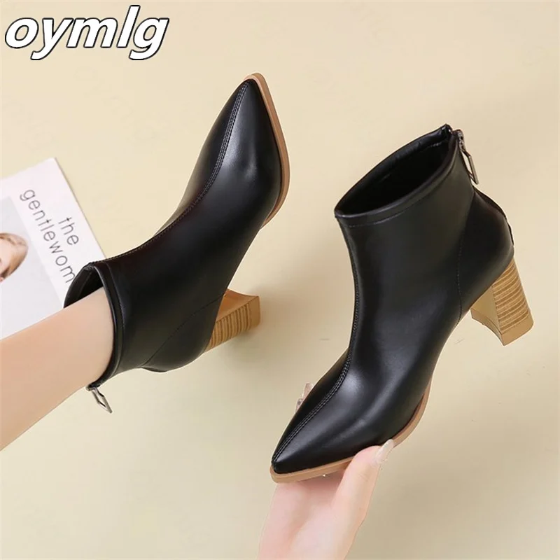 

Soft leather pointed toe temperament short boots women's thick heel back zipper high heel ankle boots 2022 autumn new thin boots
