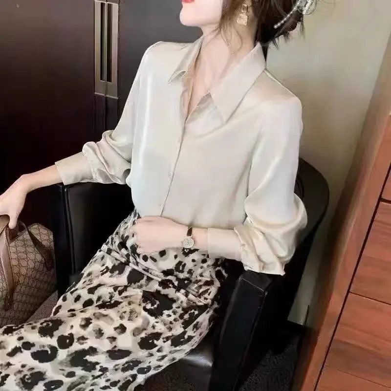 2024 New Women's Long Sleeve Solid Color Shirt Versatile Fashionable Outer Wear Top Design Sensibility Niche High-End Slimming B