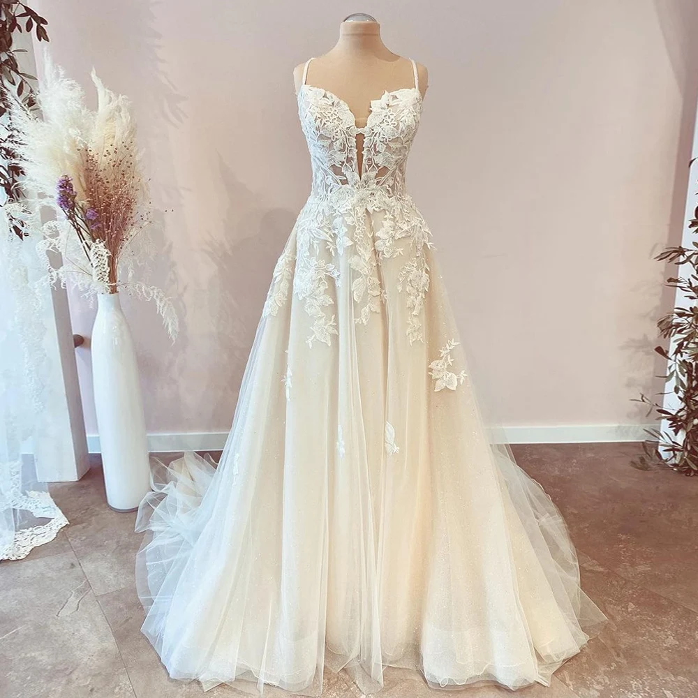 

Boho Wedding Dresses 2022 Tulle V-Neck Applique Long Bride Dress Ivory Sweep Train Zipper Custom Backless Sexy Party Gowns