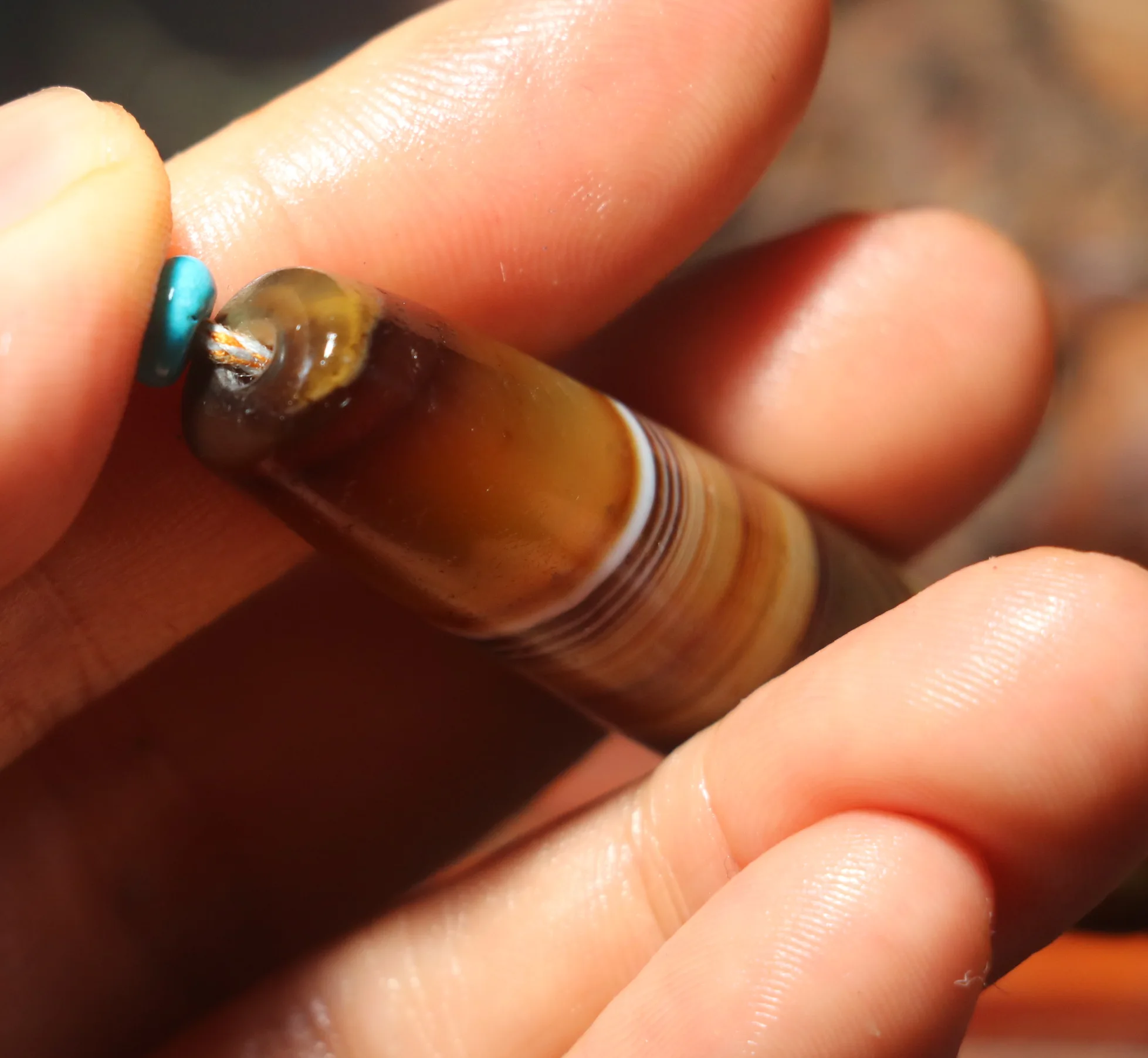 Энергетические тибетские старые Агаты полностью натуральные шелковые черви