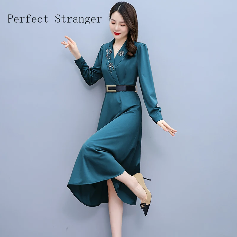

High Quality Elegant Suit Collar Heavy Bead Long Sleeve Trench Dress Vestidos De Mujer Invierno 2022 New Long Women Dress