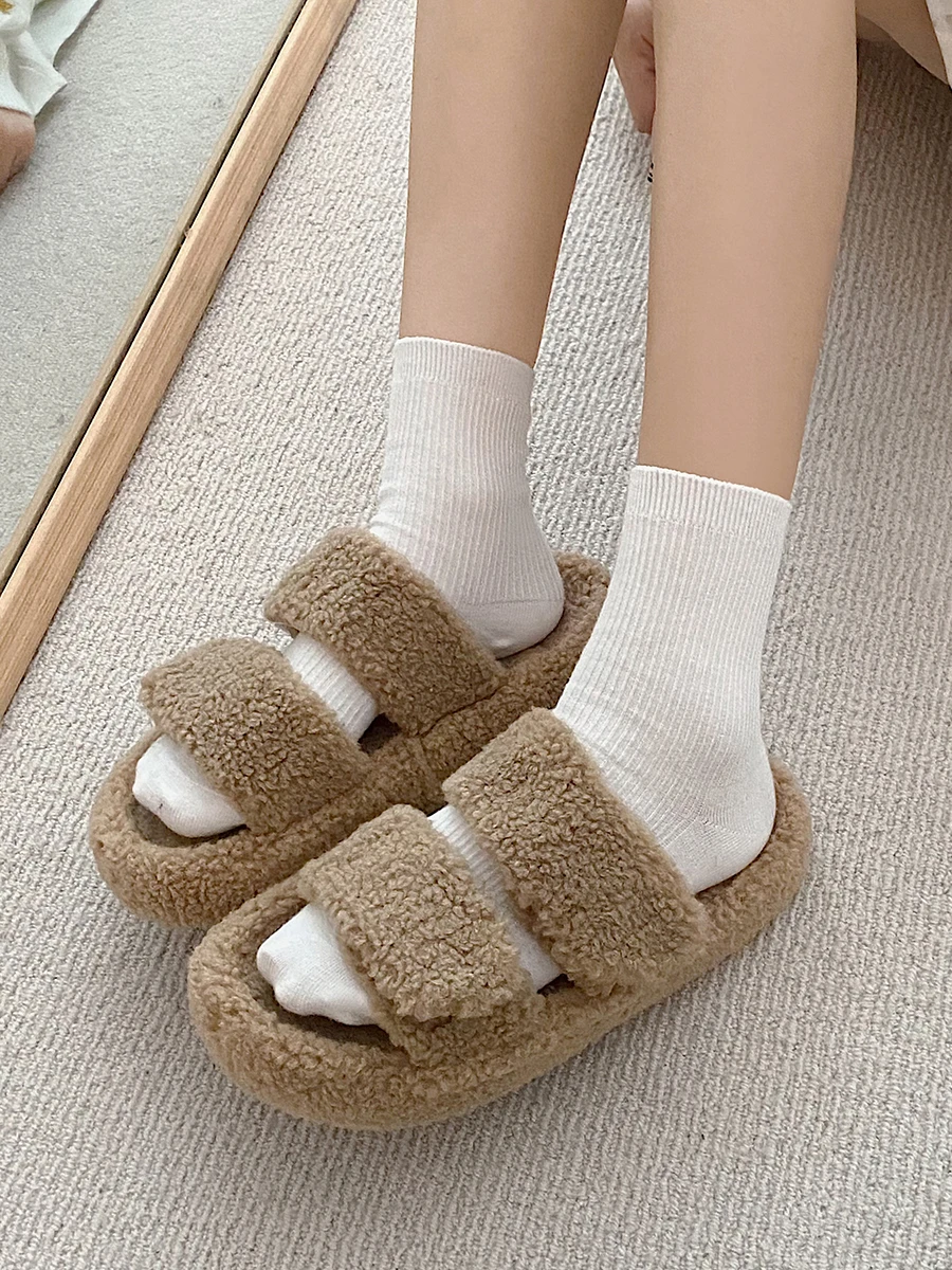 

Тапки женские с мехом, флоковые тапочки на плоской подошве, модная зимняя обувь на средней платформе, плюшевые шлепанцы, роскошные римские р...