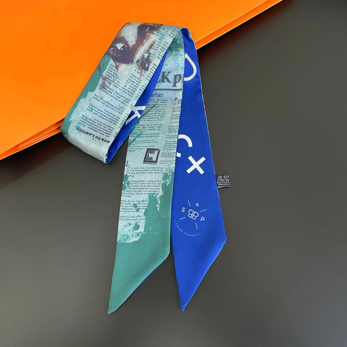 

Длинный женский шарф 90 см, новинка, Модный женский ремень с принтом в виде бумаги, узкие головные шарфы для женщин, шелковый шарф, тесьма для ...