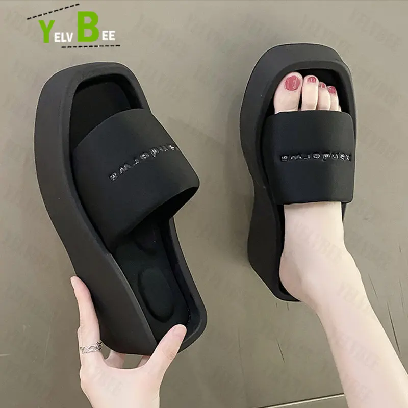 

Luxury Brand Thick Slippers Women Flat Platform Heels Casual Beach Flip Flop Spring Summer New Outside Sandals Zapatillas Mujer