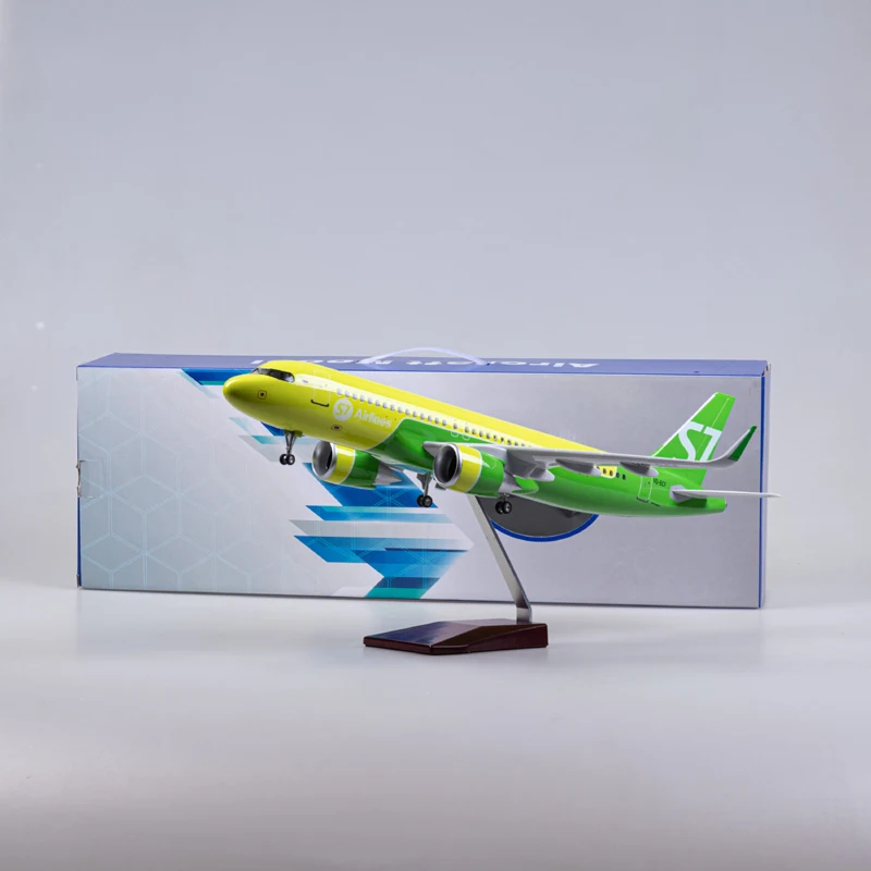 Модель самолета A320 NEO Siberia S7 Airlines, 47 см, 1/80