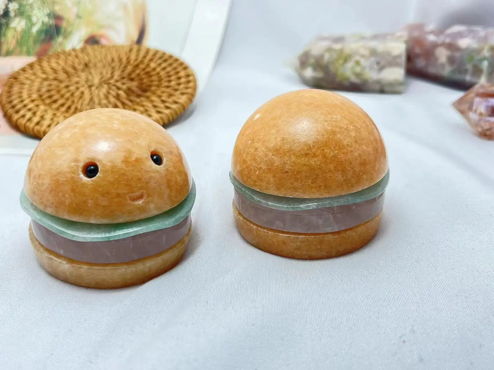 

Natural Jade Mineral Cute Burger Home Decor Gift