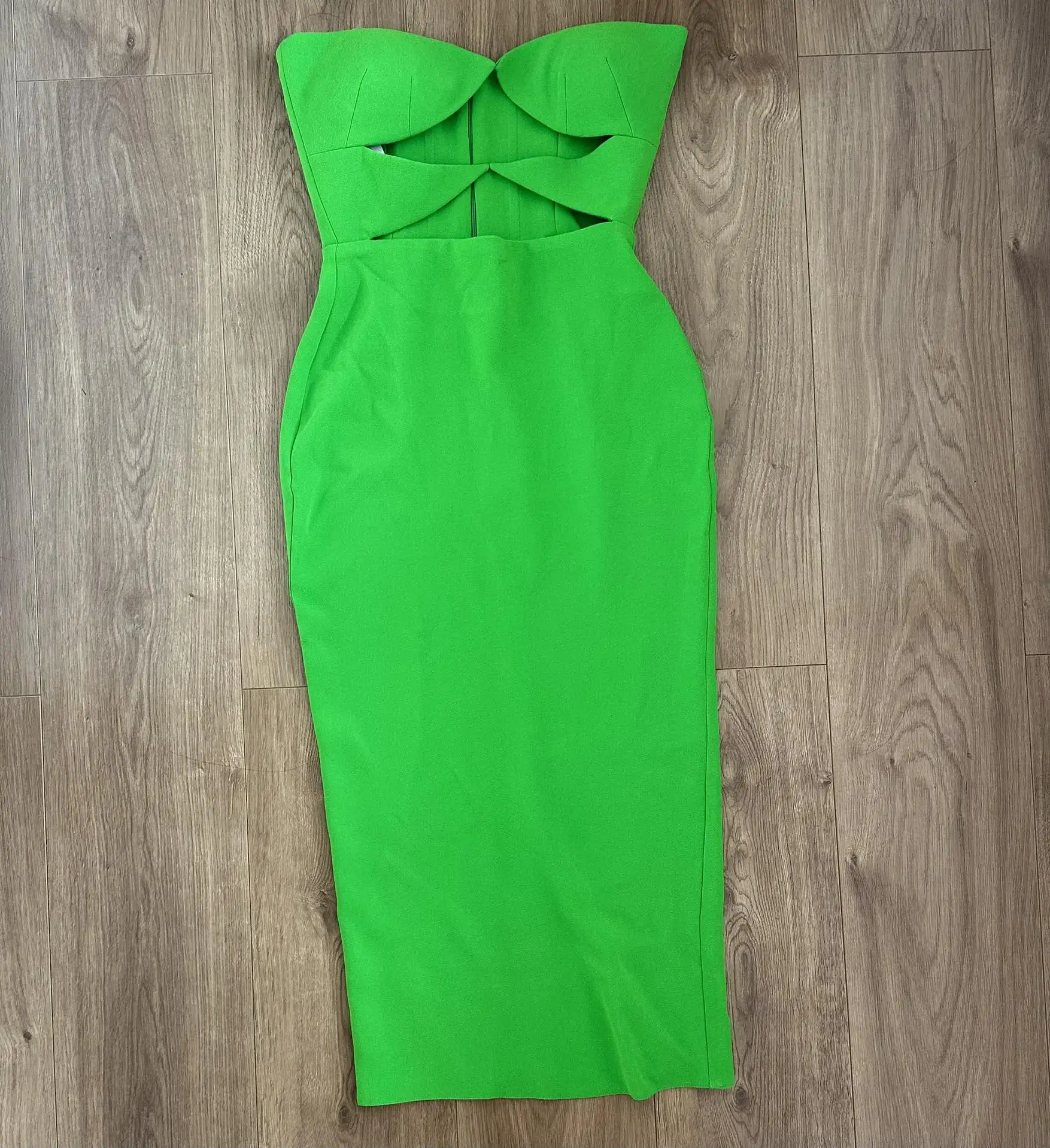 Женское ФЛУОРЕСЦЕНТНОЕ зеленое ажурное платье миди без бретелек