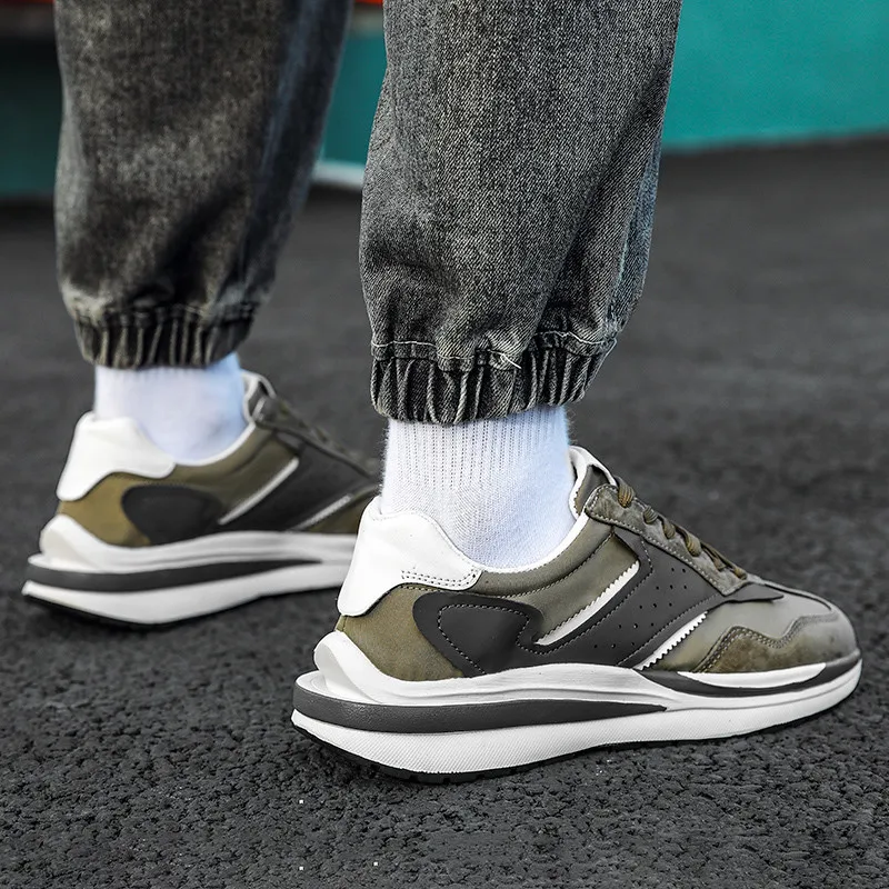 New Green Retro Men's Sports Sneakers Breathable Non-slip Mens Training Shoes Fashion Height Increasing Men Sneakers Zapatillas