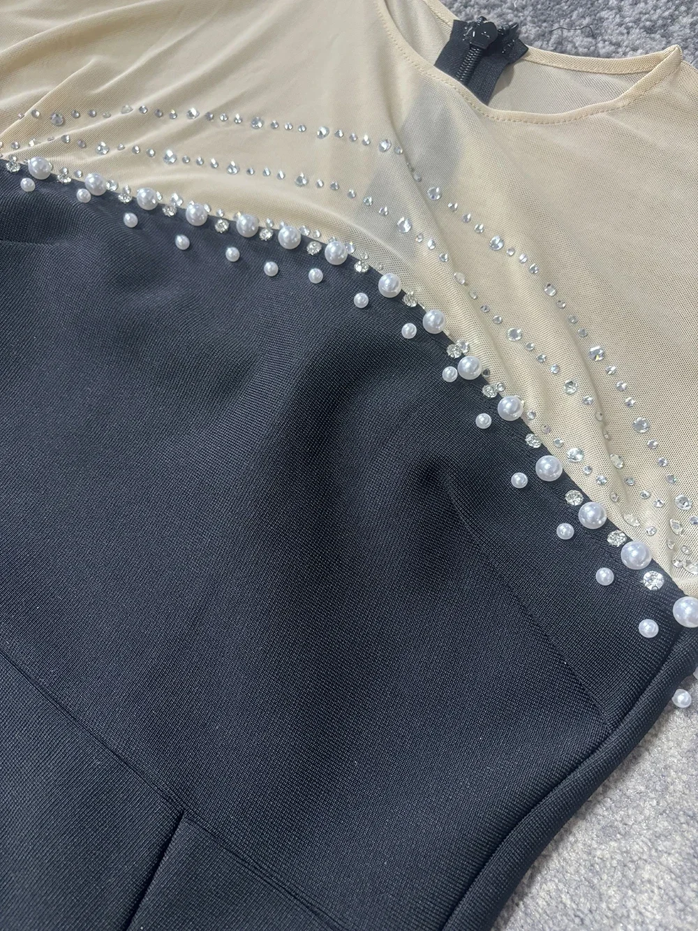 GPBD 2024 осеннее новое облегающее платье с жемчугом и кристаллами женское лоскутное