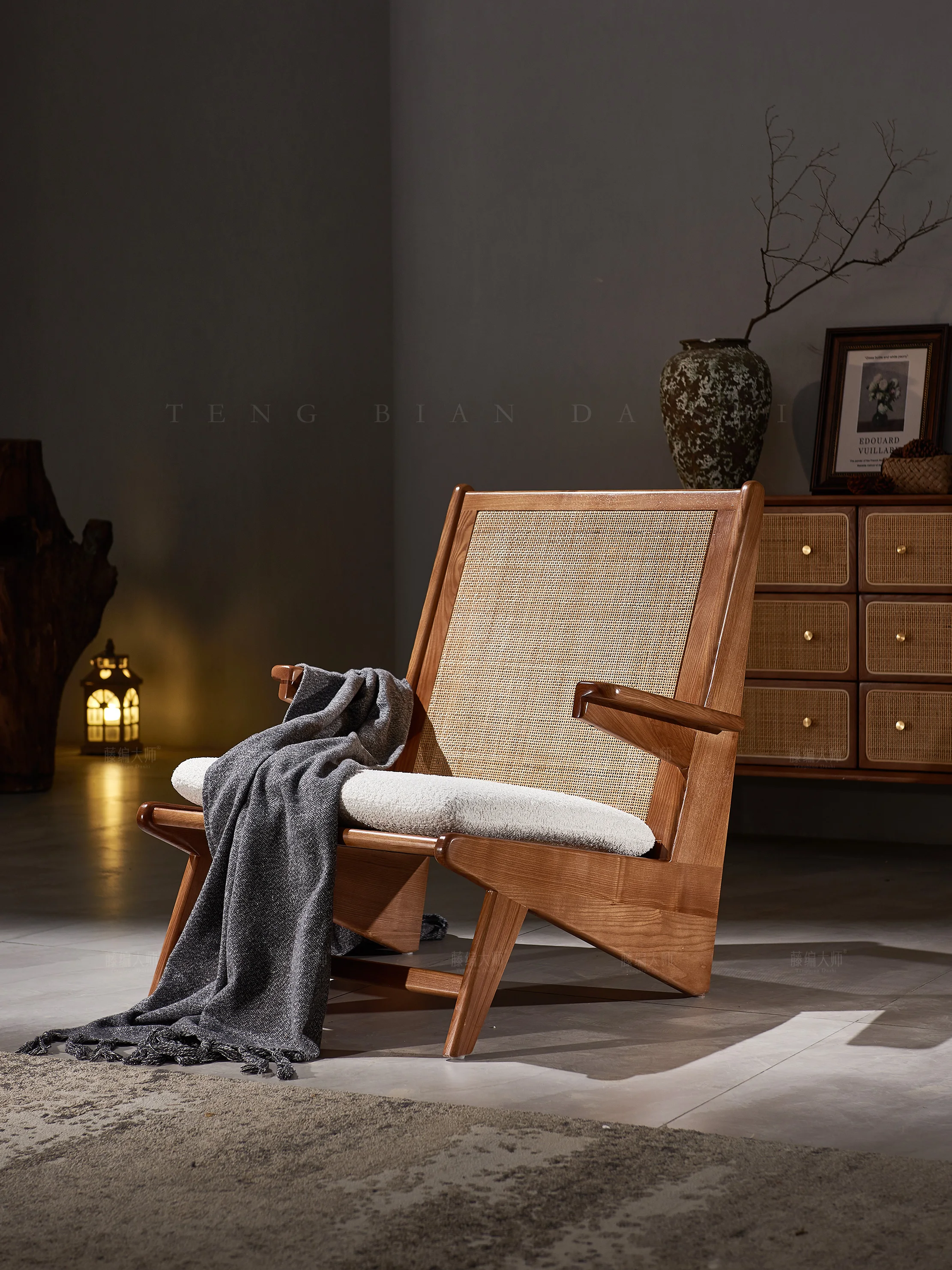 

Скандинавский ротанговый стул на заказ, Одноместный стул из массива дерева, для гостиной, дивана, мебели Чандигарх Jifeng, Балконный стул