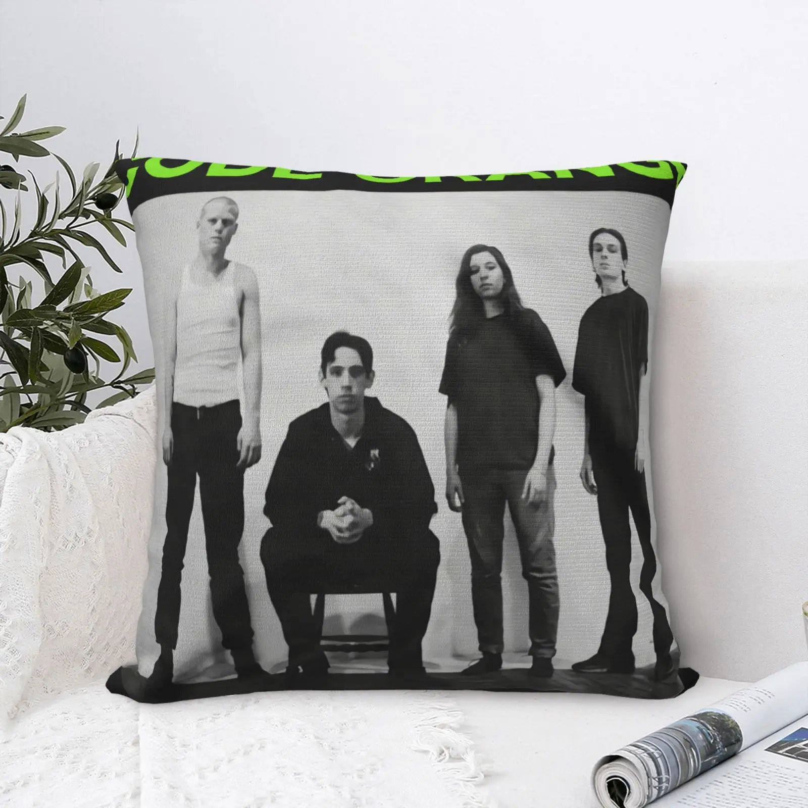 

Оранжевый декоративный чехол для подушки в стиле ретро