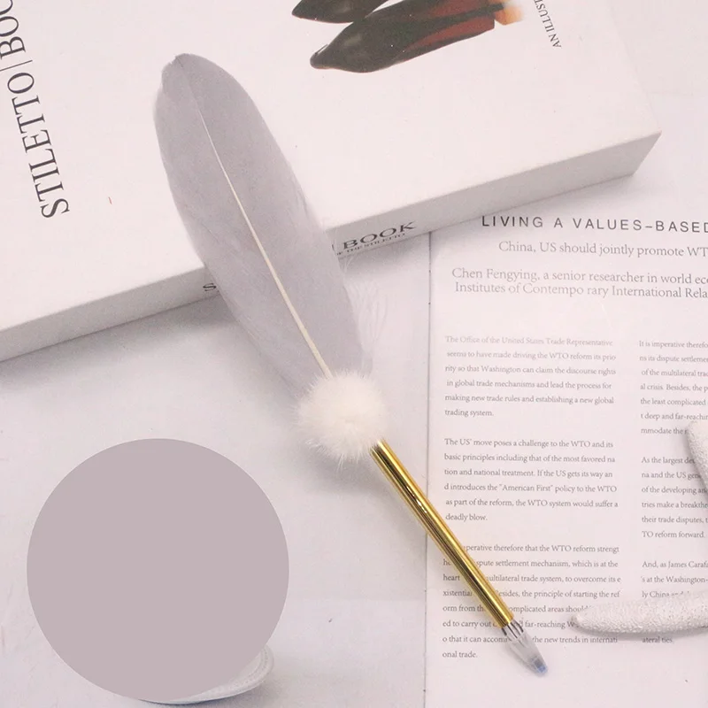 Лидер продаж гелевая ручка с разноцветными кисточками и пером подарок на День