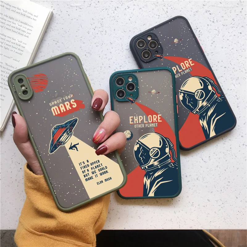 

Outer Space Astronaut Planet Phone Cases For iPhone 13 11 14 12 Pro Max X XR XS Hard Shockproof Cover Cases for 7 8 Plus Shells