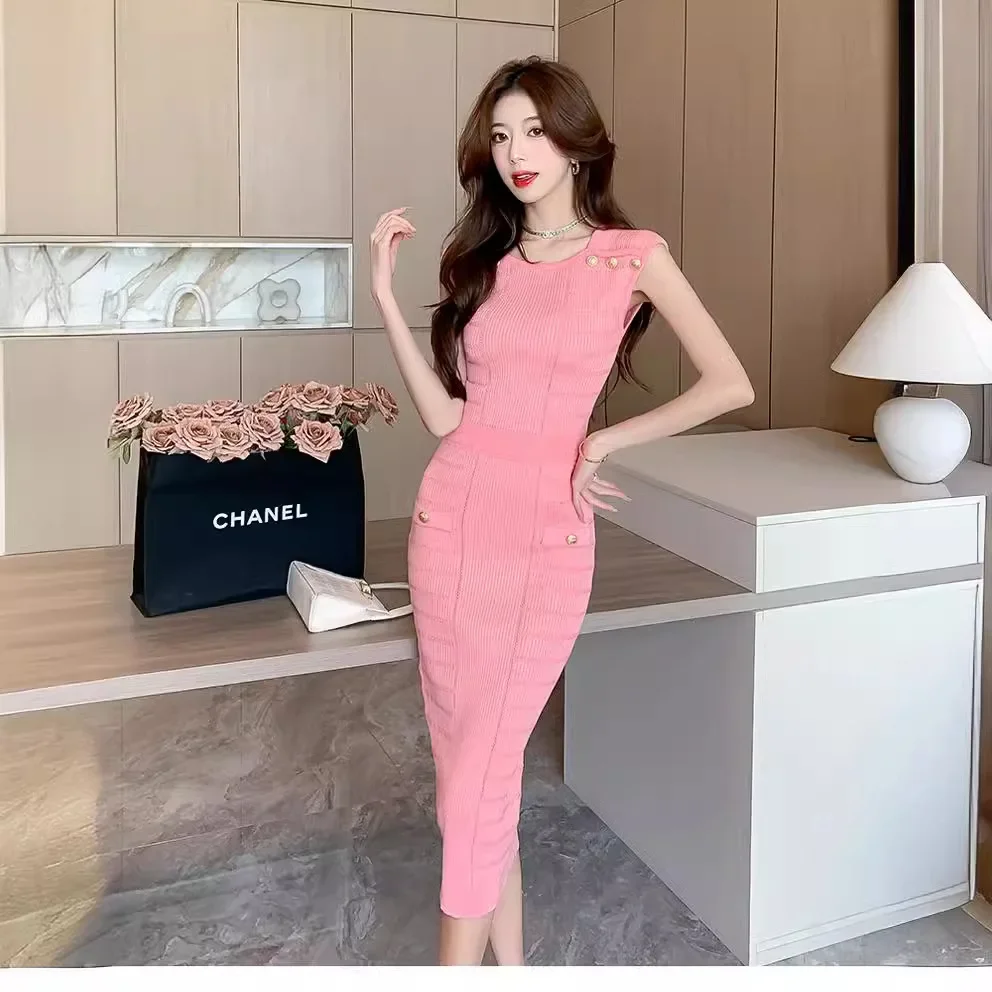 Модное сексуальное утягивающее трикотажное платье 2024 летнее новое поступление