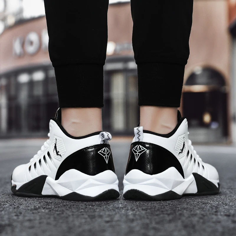 Mens Basketball Shoes Non-Slip Breathable Cushioning Wearable Steady Sports Shoes Gym Training Athletic Basketball Sneakers