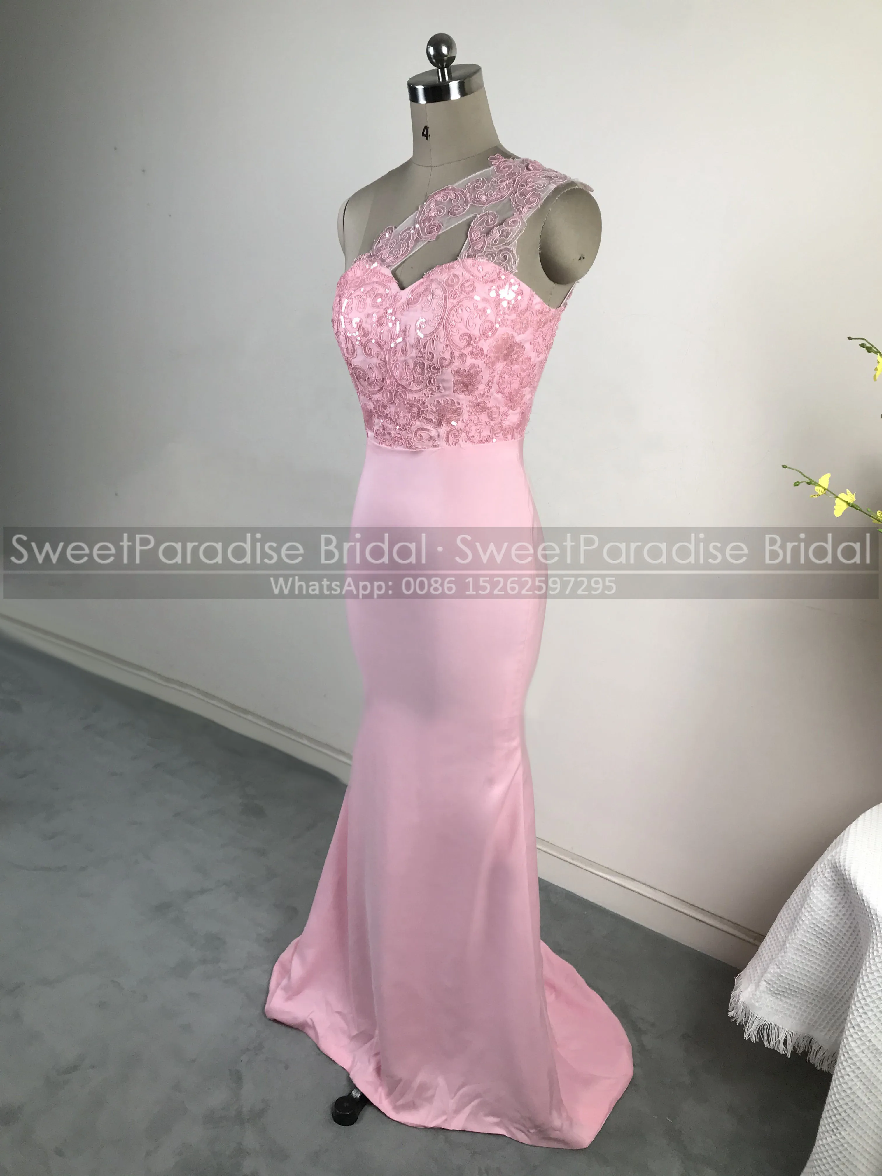 Платье подружки невесты с блестками длинное розовое прозрачное вечернее платье