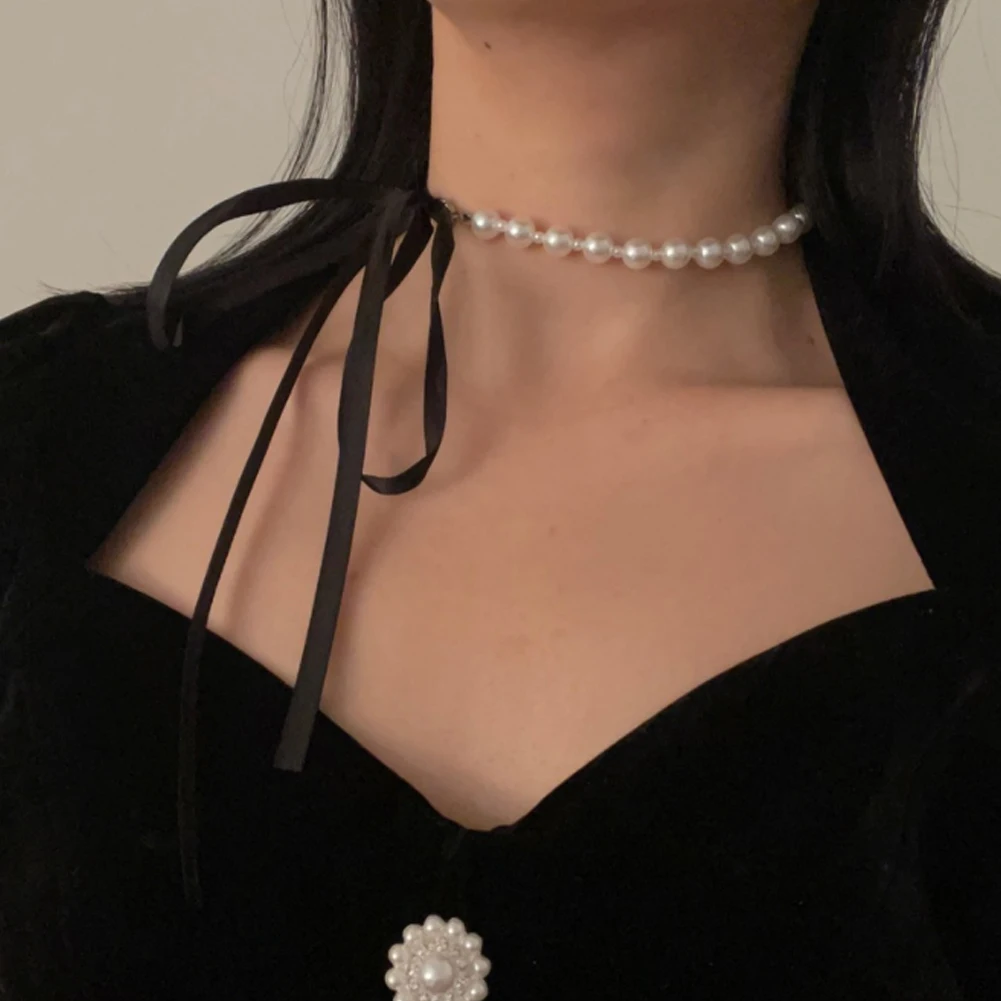 

Korea Sweet Black Velvet Bow Double Necklace Simple Bowknot Plush Pearl Clavicle Chain Collar for Ladies Women Jewelry