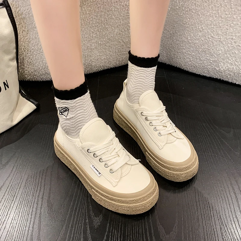 

Women's New Canvas Sneakers 2023 Fashion Lace Up Outdoor Running Shoes Autumn Black Casual Thick Sole Non-slip Vulcanized Shoes