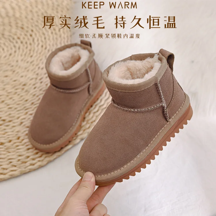 

Новинка 2023, детские зимние ботинки для мальчиков и девочек, детские короткие ботинки, утепленные плюшевые хлопковые ботинки для малышей, ботинки непромокаемые