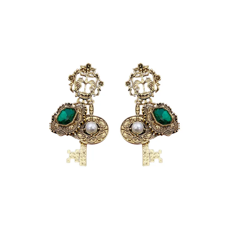 Винтажные серьги NISHIZAWA в дворцовом стиле