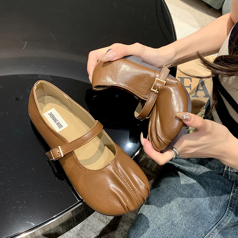 Retro Soft Leatherette Mary Jane Shoes Woman Concise Round Toe Pleated Design Ballet Flats Ladies Vintage Comfy Loafers