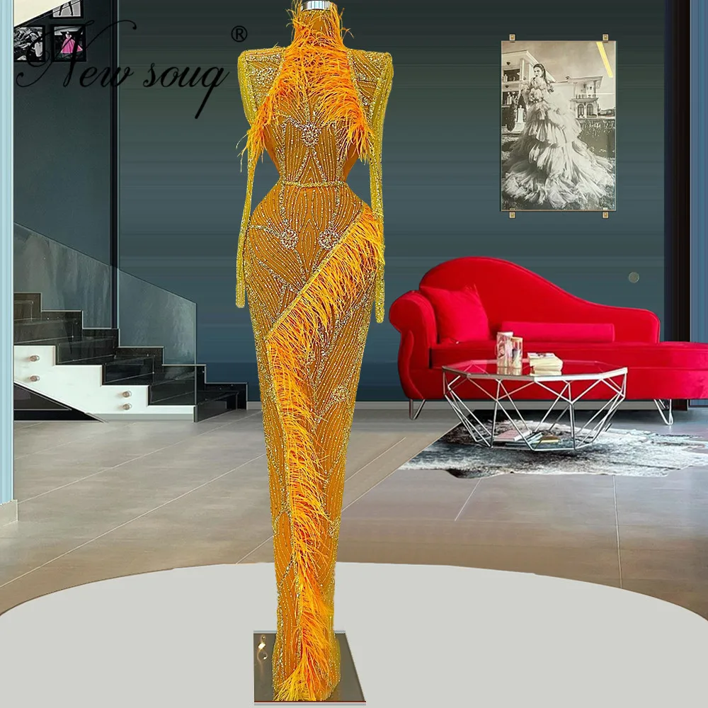 

Coutures Sparkly Yellow Long Celebrity Dresses With Beads Robes De Soiree Dubai Formal Party Dress Feathers Beaded Evening Wear