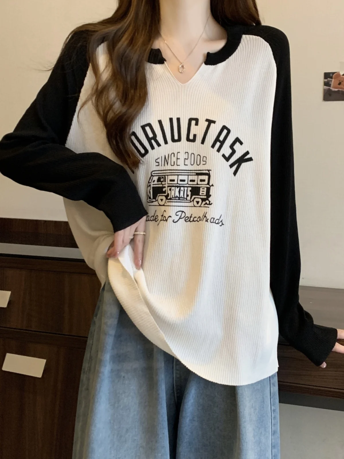 Европейские товары Рубашка с v-образным вырезом на плечах длинными рукавами