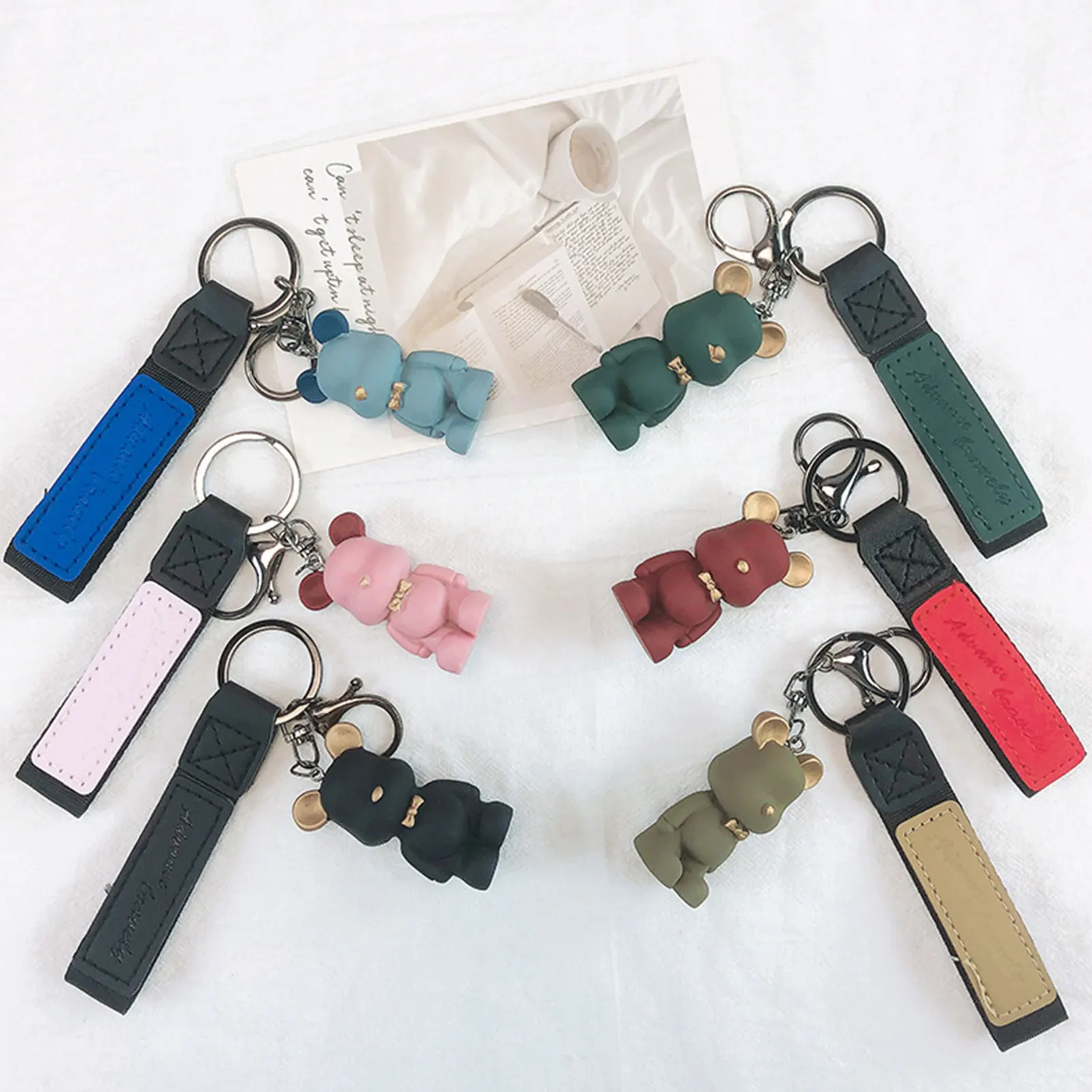 

Галстук-бабочка в виде медведя