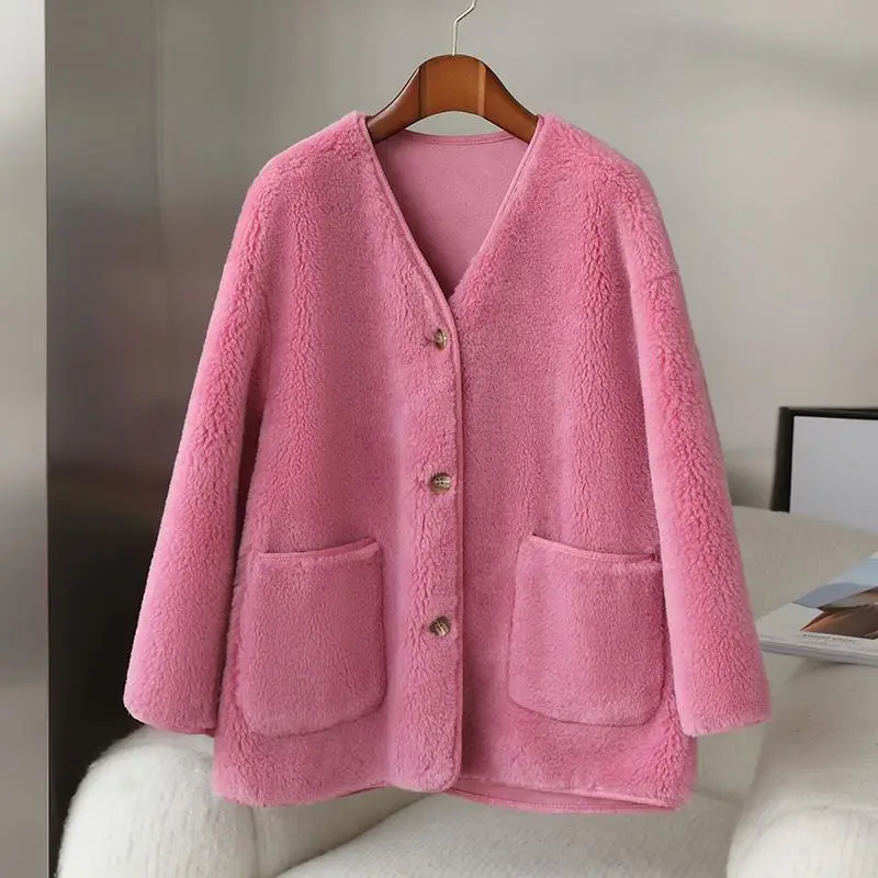 2022 Winter Women's New Short V-neck Outwear Female Solid Color Sheep Shearing Coats Ladies Genuine Lamb Fur Warm Jackets Z120